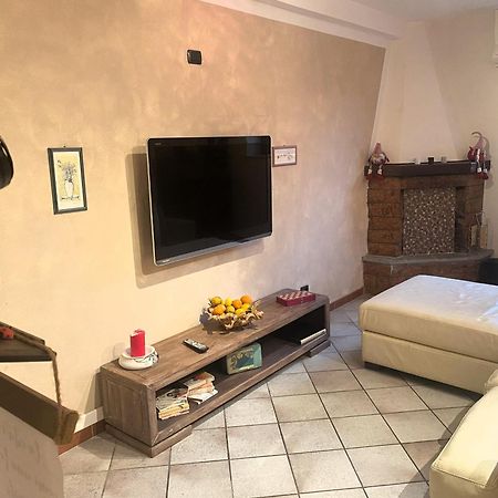 Chiara House Apartment Barga Exterior photo