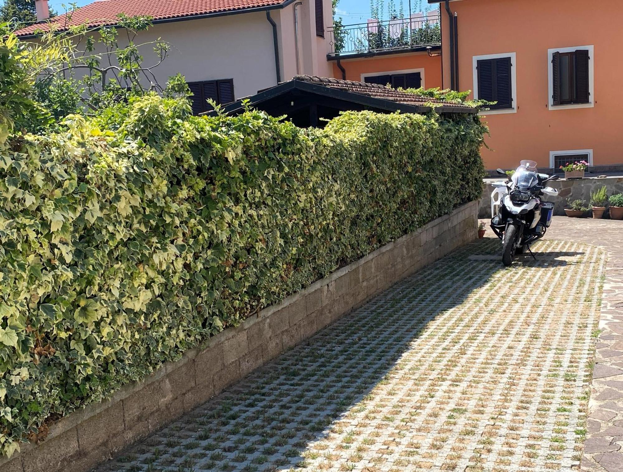 Chiara House Apartment Barga Exterior photo